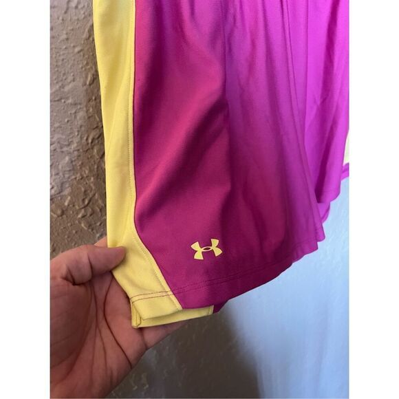 Under Armour Multicolored Shorts Woman’s Size Medium - Picture 3 of 11